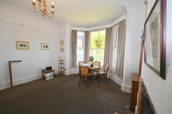 front living room1.JPG