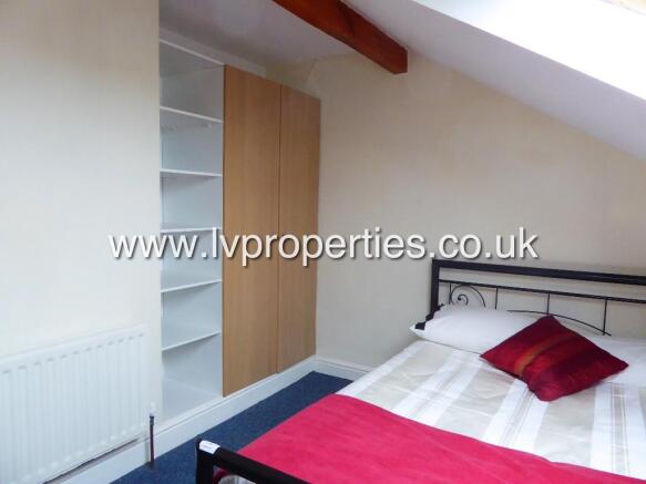6 bed Terraced to rent Image 8