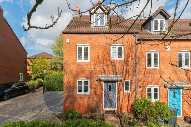 1J5LSD - External E.jpg