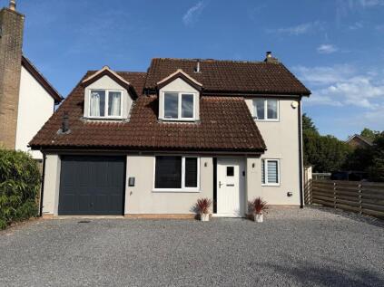 Renovated family home situated in quiet cul de sac location in Wrington