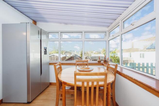 Conservatory/Dining Room