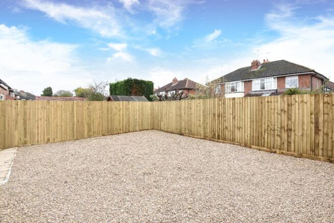 1 bed House Share to rent Image 8