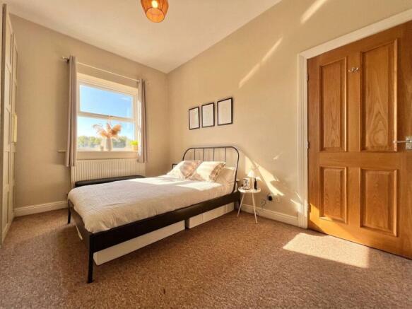 2 bed Terraced for sale Image 11