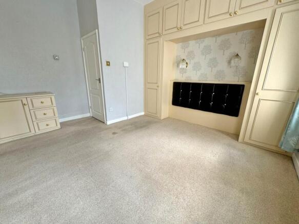 2 bed Terraced for sale Image 11