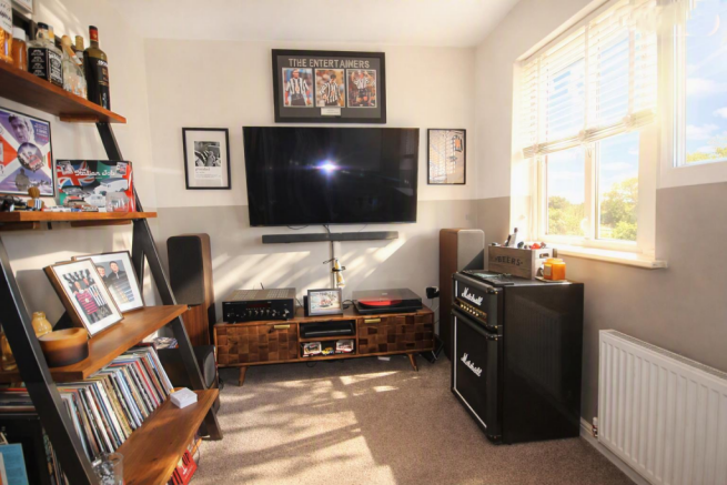 3 bed End of Terrace for sale Image 8