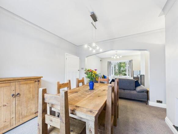 3 bed Semi-Detached for sale Image 8
