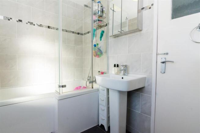 NEWLY REFURBISHED HOUSE BATHROOM