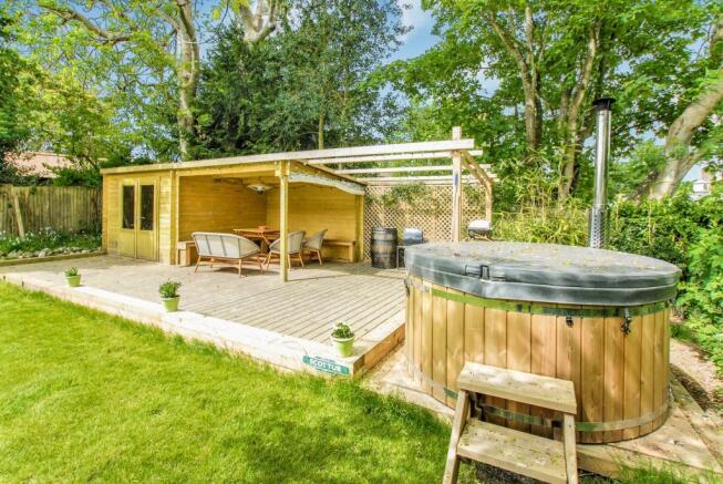 Garden room