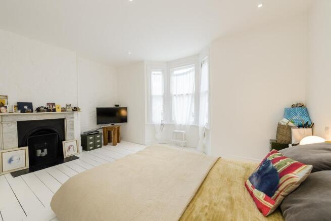 8272478-interior06-800-web.jpg