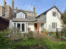 Garden House, 14, South Street, Totnes TQ9 5DZ