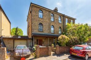Ground Floor Flat, 5, Westminster Road, Hanwell W7 3TU