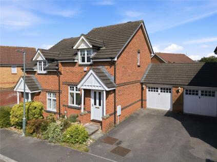 Cave Grove, Emersons Green, Bristol, Gloucestershire, BS16