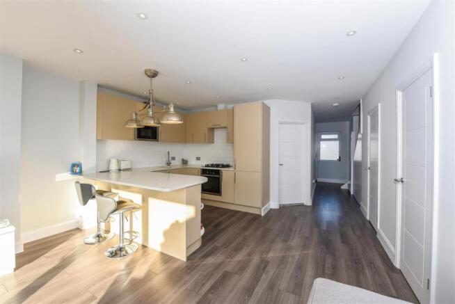 kitchen reception.jpg