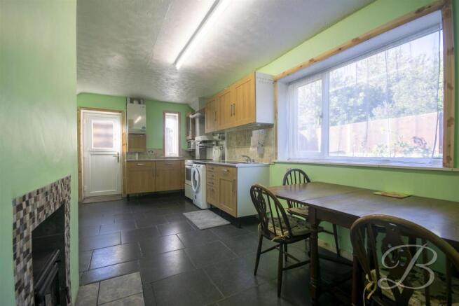 [] - 25 Mount Crescent_0437-HDR.jpg