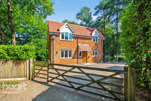 Whitmore Lodge, Whitmore Vale Road, Grayshott, Hindhead GU26 6LU
