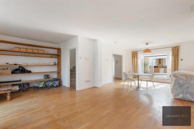 6 Floris Place SW4 0HH-9.jpg