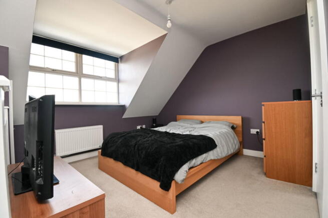 3 bed Town House for sale Image 12