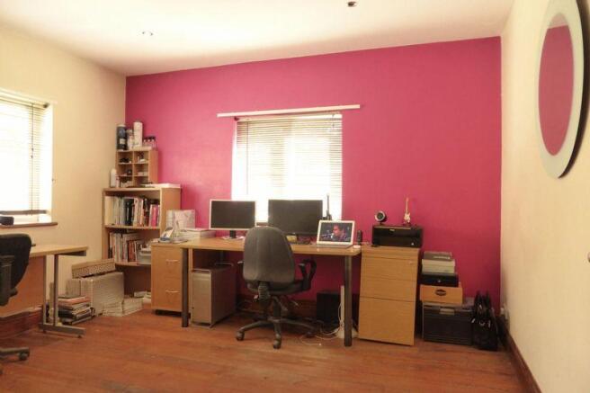 Photo 37