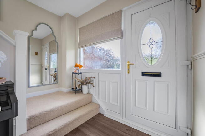3 bed Semi-Detached for sale Image 9