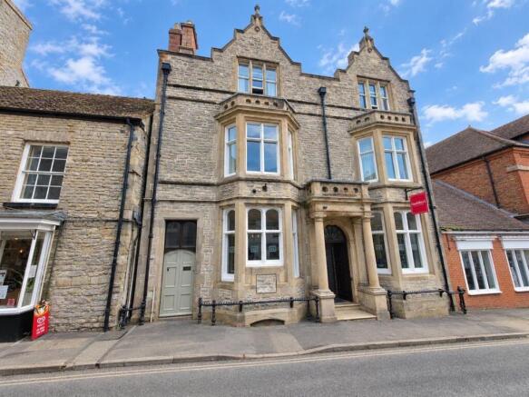 64a High Street 1
