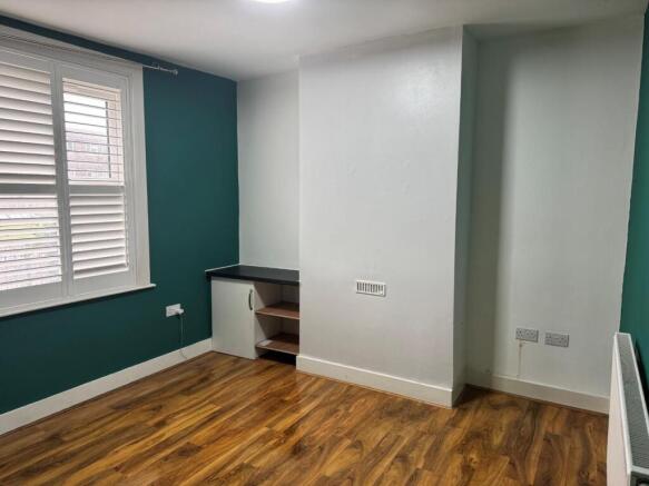 LIVING ROOM.jpg