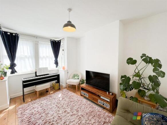 Living Room.jpg