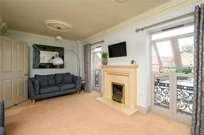 3 bed House for sale Image 10