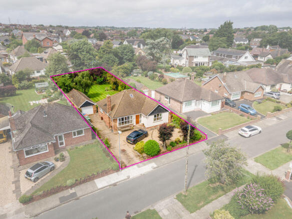 Front corner aerial