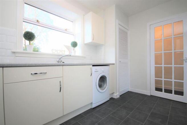 Kitchen (2)