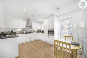 21, James Smith Court, Dartford DA1 5XF