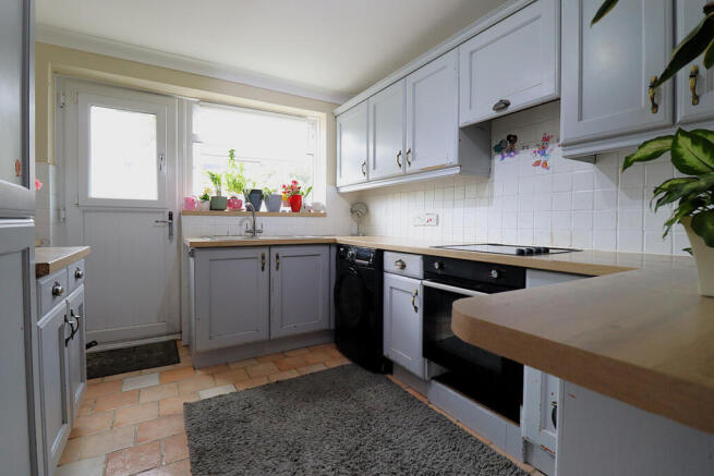 3 bed Terraced for sale Image 5