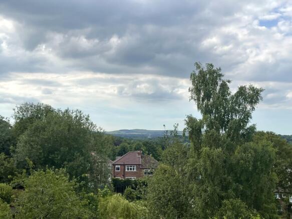 Sandringham Road, Bredbury photo 4