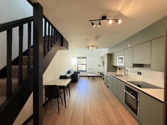 apt 17-4.JPG
