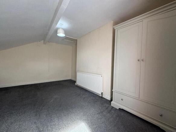 2 bed House to rent Image 8