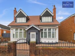 8, James Avenue, Blackpool FY4 4LB