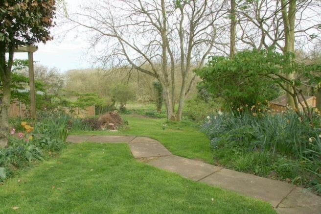 Garden path