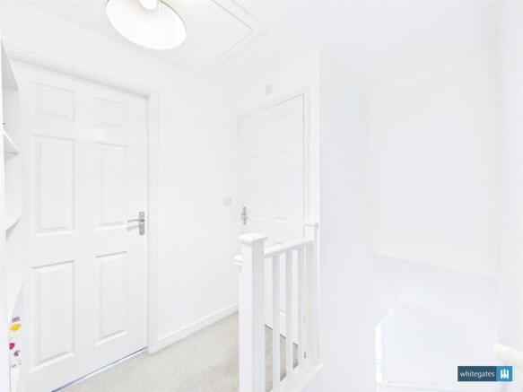 2 bed Semi-Detached for sale Image 10