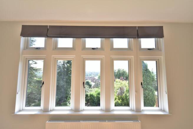 Windows in Sitting R