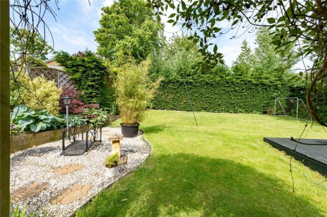 4 bed Detached for sale Image 4