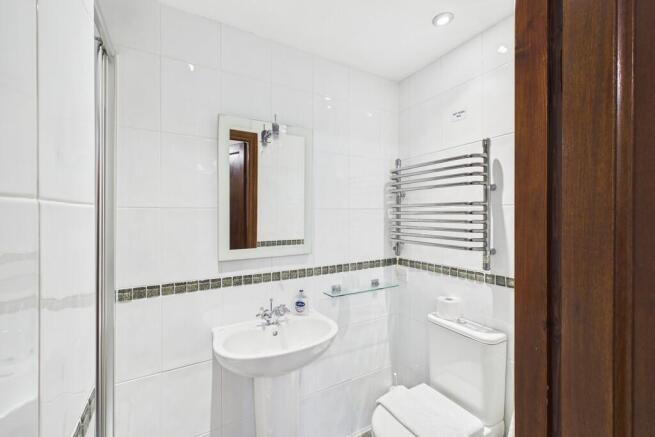 En Suite Shower R...