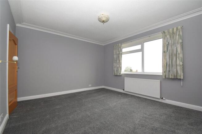 2 bed Apartment for sale Image 6