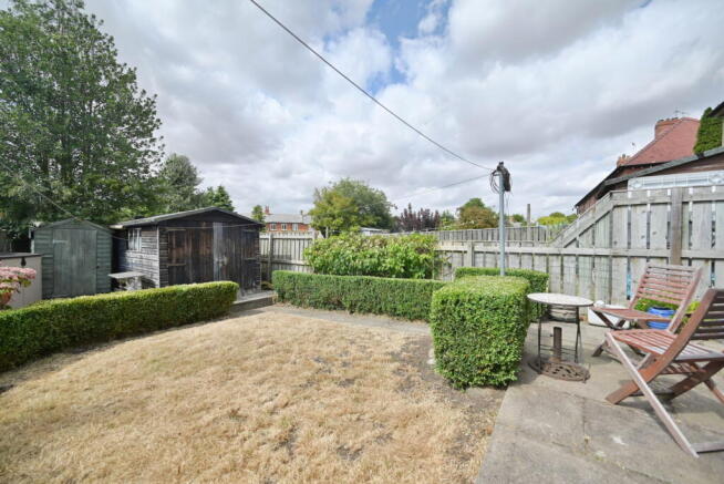 3 bed Terraced for sale Image 11