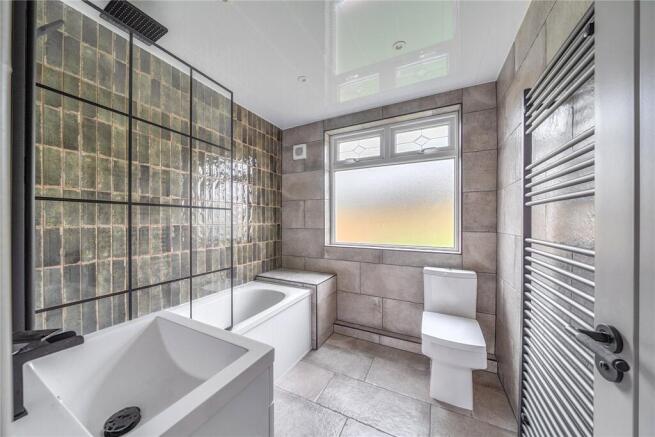 3 bed Semi-Detached for sale Image 7