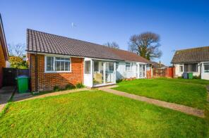 19, Barons Way, Polegate BN26 5JL