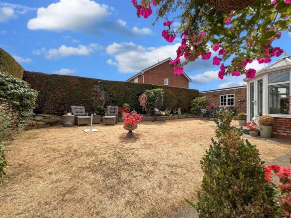Private Rear Garden 807