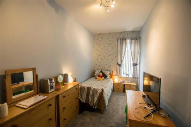 Bedroom (2)