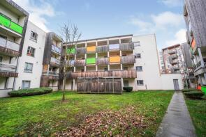 243, Glenalmond Avenue, Cambridge CB2 8DS