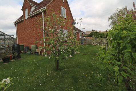 Station Road, Owston Ferry