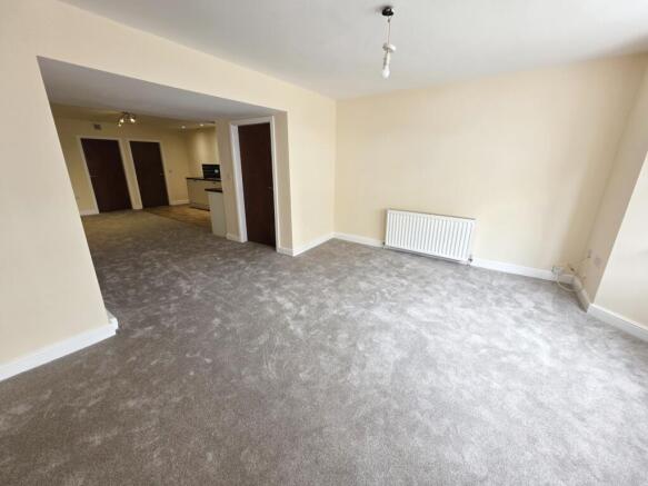 1 bed Flat to rent Image 5