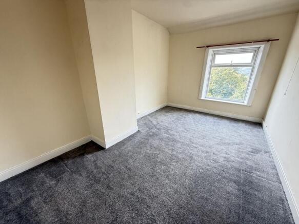 2 bed Terraced for sale Image 6